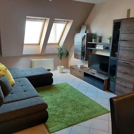 Samuci Apartment Hajduszoboszlo