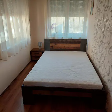Samuci Apartment Hajduszoboszlo